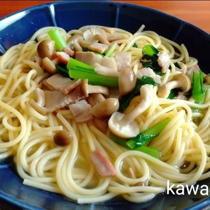 ベーコン・しめじ・小松菜の和風スープパスタ♡